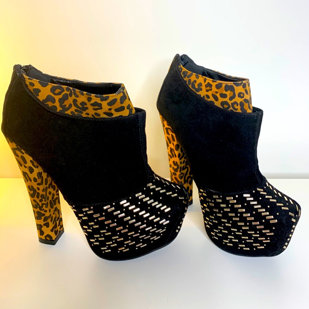 Leopard 🐆 Booties